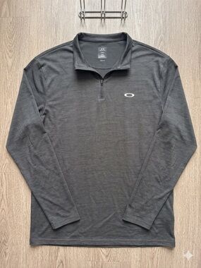 Oakley Men's Charcoal Gray 1/4 Zip Pullover